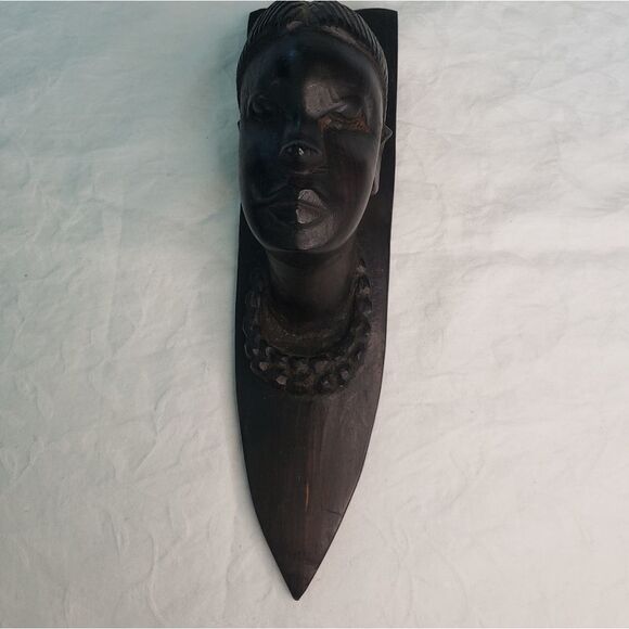 Vintage hand carved African bust - Picture 1 of 6